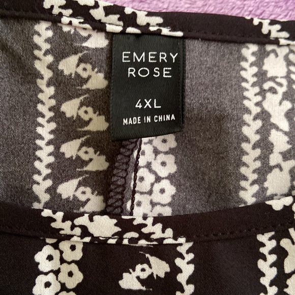 SHEIN Emery Rose Women’s Plus Size Tunic - Picture 6 of 11